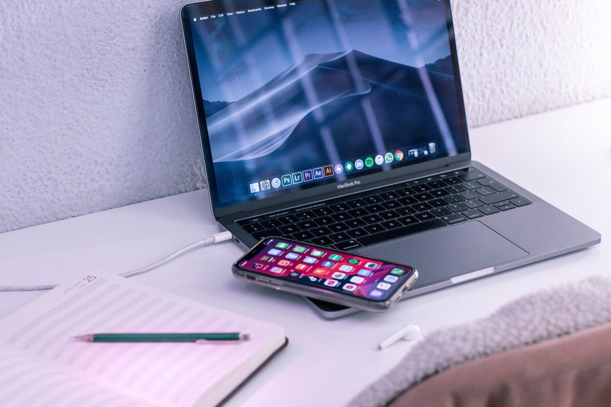 ワイヤレス充電パッド