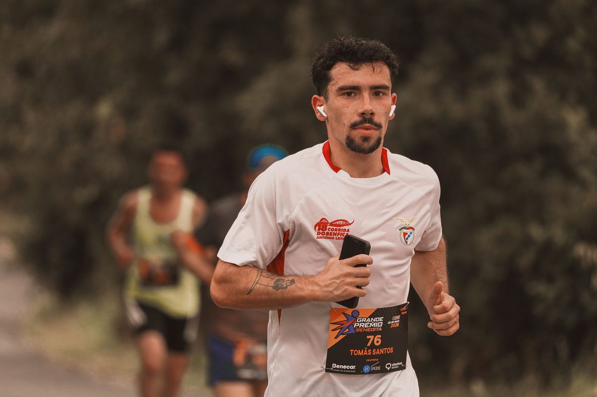 シーン3：運動・スポーツ派には「防水・装着安定型」