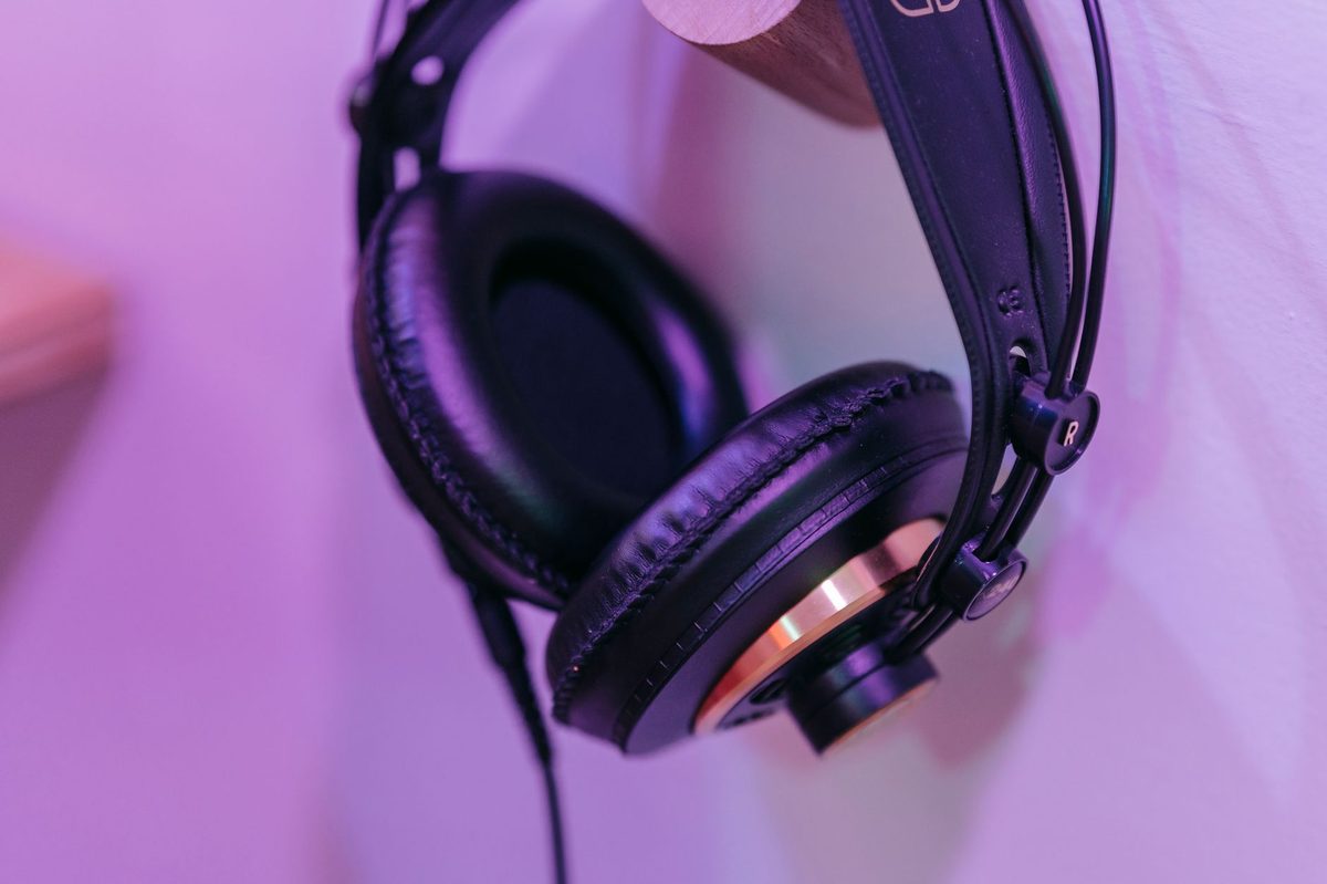 シーン4：音質にこだわりたい音楽派には「ハイレゾ対応・高音質型」