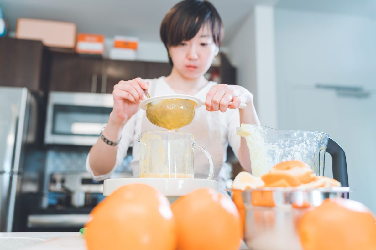 野菜・葉物もしっかり絞りたい人に向く「低速圧搾式」の選び方