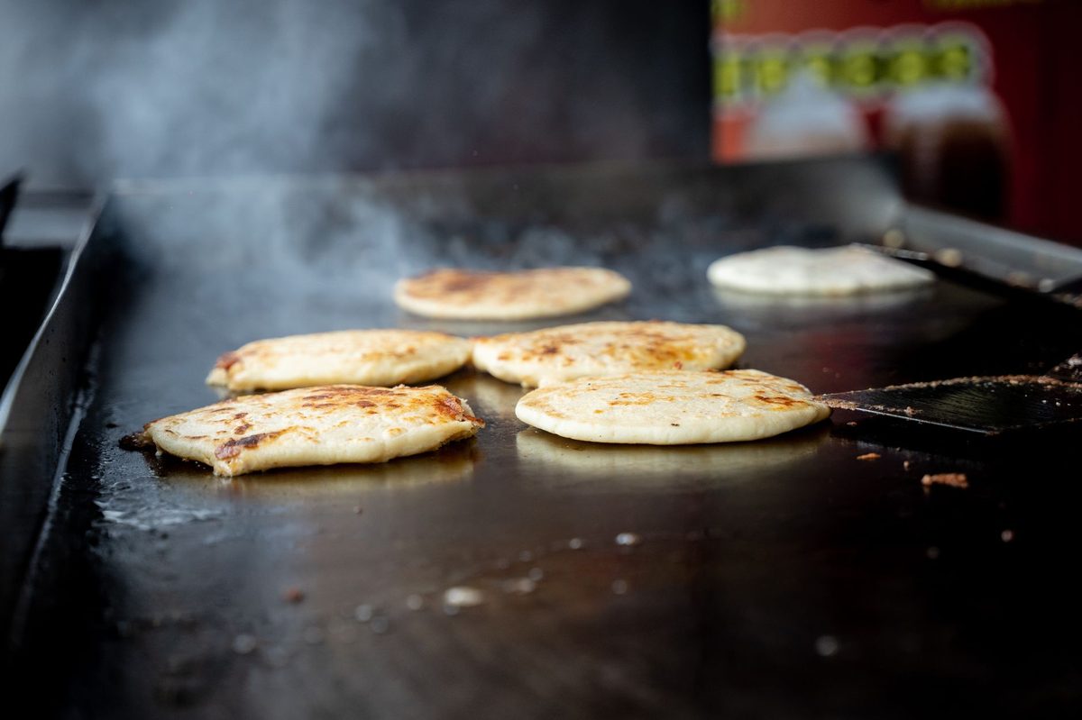プレート素材で変わる「焼き色」と「メンテナンスのしやすさ」